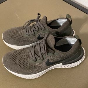 Nike Epic React Flyknit